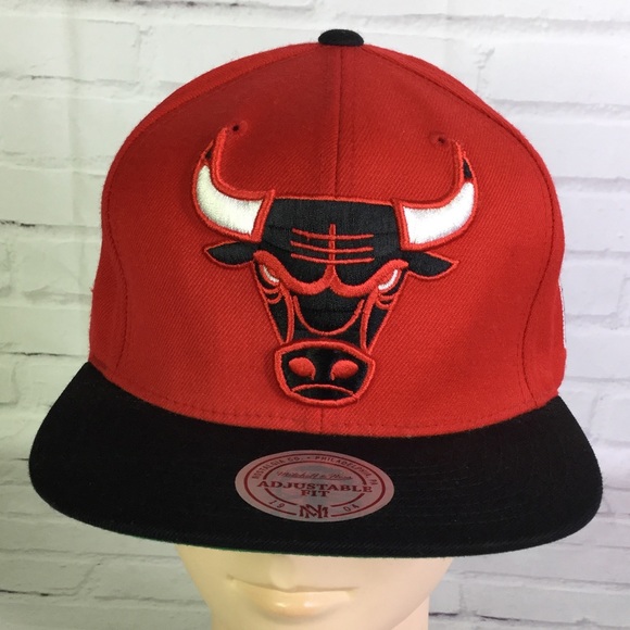 Mitchell & Ness Other - Mitchell & Ness Chicago Bulls Red Snapback Cap Hat